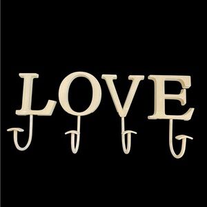 🤍🩶Cream LOVE Metal Wall Hook Decor.  New - never hung.  Great to hang or craft!
